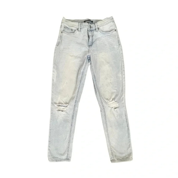 Calvin Klein Mid Rise Slim Boyfriend Jeans Light Wash Size 27 - Picture 1 of 8